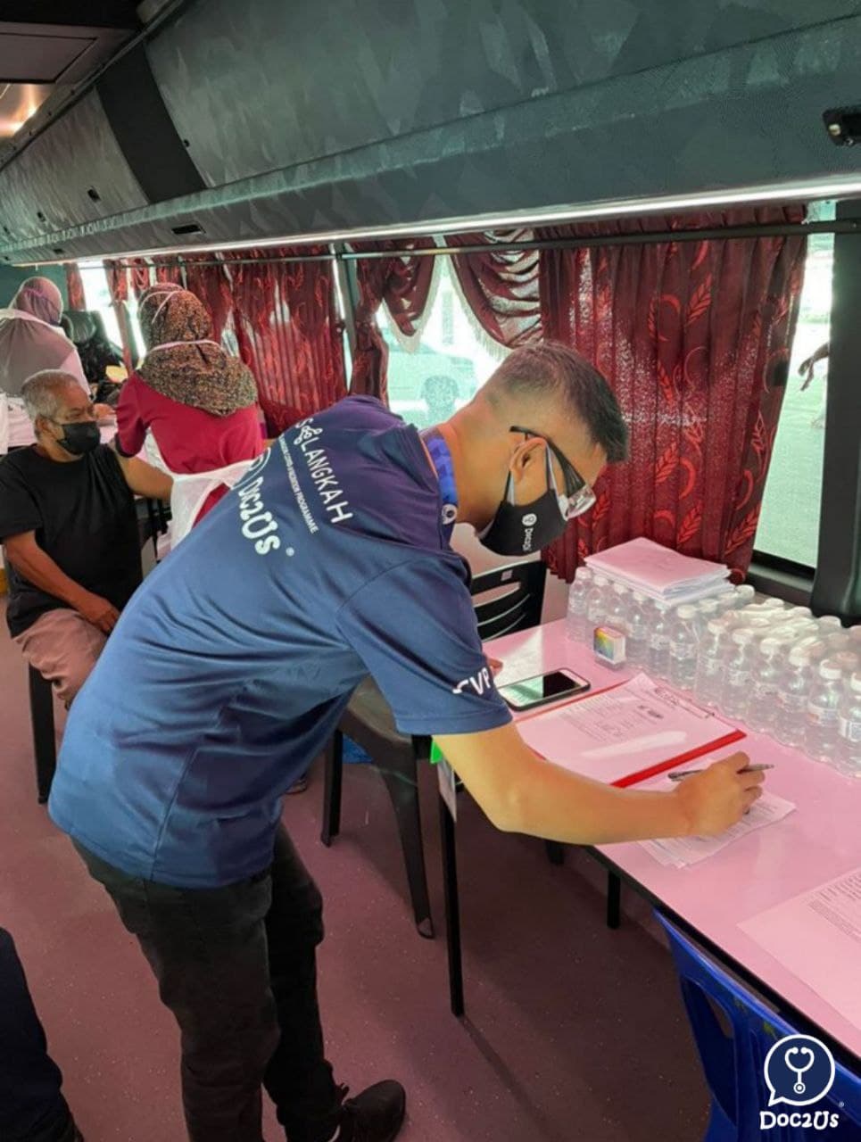 2nd day of SELVAX Mobile Vaccination Programme 🚌💉
We are out in two locations today!
📍Second - our big bus at Kompleks Muhibbah Tanjung Sepat 
#DemiNegara #DemiMalaysia #Cucuklah